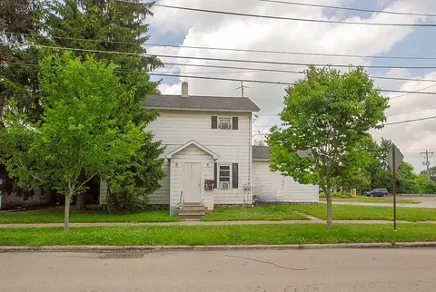 131 Waterford St, Edinboro, PA 16412