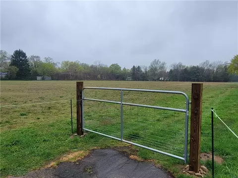 0 Middle Rd, Lake City Borough, PA 16423
