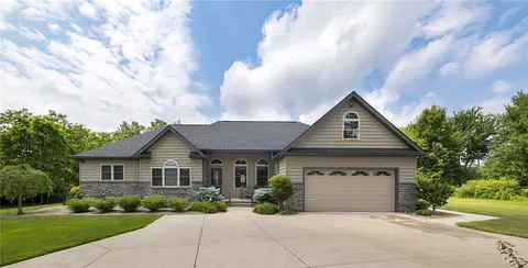 8530 Oliver Rd, Erie, PA 16509