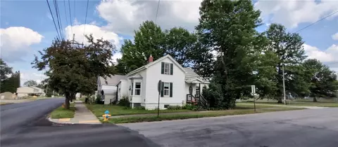 126 Wayne St, Corry, PA 16407