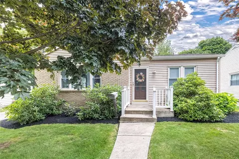3409 Eliot Rd, Erie, PA 16508