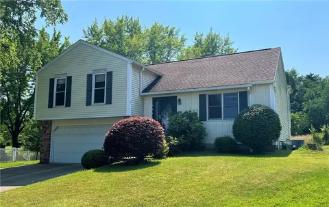 1116 Sara Ct, Erie, PA 16504