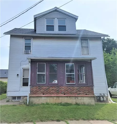 2105 Cascade St, Erie, PA 16502