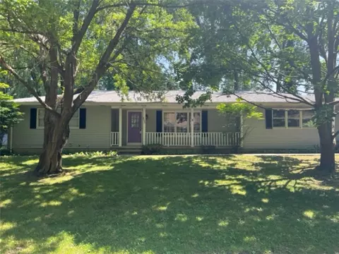 5439 Lake Shore Dr, Erie, PA 16505