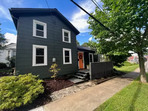 98 Chestnut St, Edinboro, PA 16412