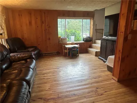 476 E Columbus Ave, Corry, PA 16407 photo 16