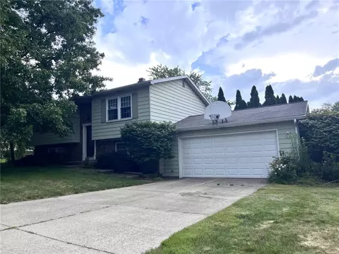4901 Dixson Dr, Erie, PA 16509