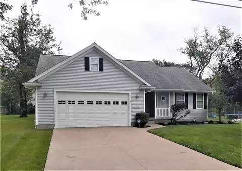 3535 Hereford Rd, Erie, PA 16510