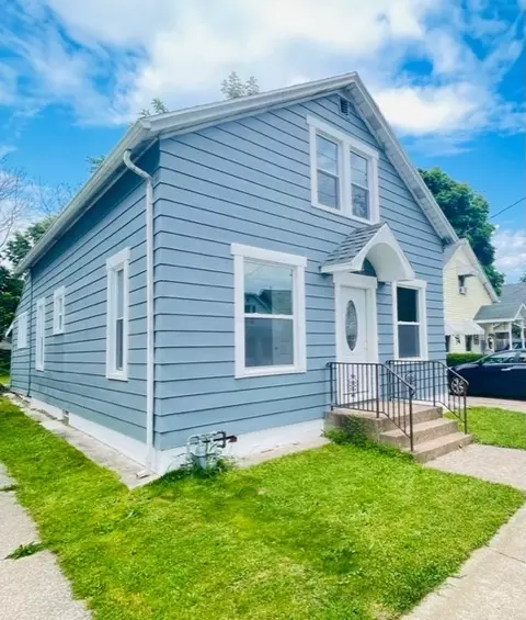 2679 Hazel St, Erie, PA 16508