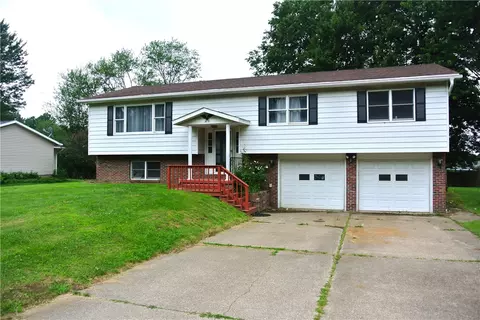 3878 Gay Rd, Erie, PA 16510