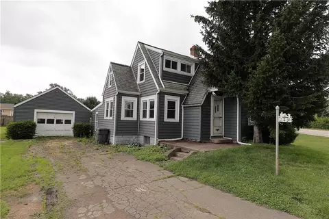 2831 Sterrettania Rd, Erie, PA 16506