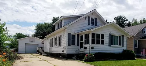 909 W 33rd St, Erie, PA 16508