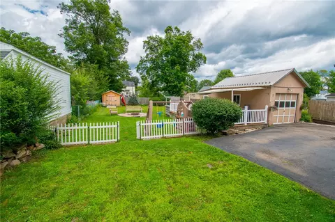 215 E Smith St, Corry, PA 16407 photo 10