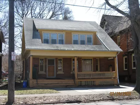 1253 W 8th St, Erie, PA 16502