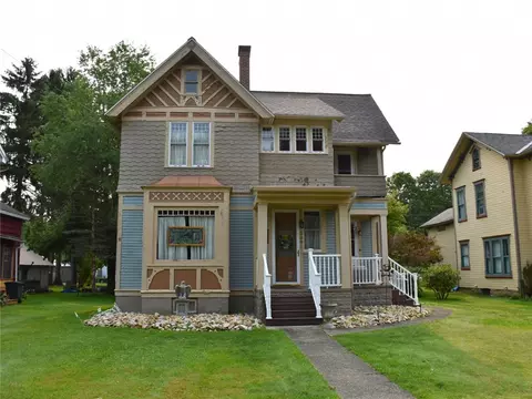 509 Euclid Ave, Saegertown, PA 16433