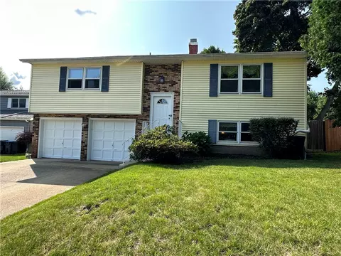 4451 W 28th St, Erie, PA 16506