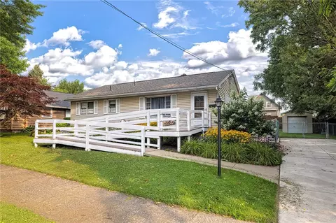 1040 E 2nd St, Erie, PA 16507