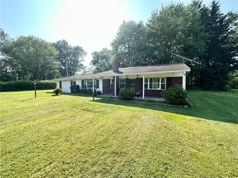 10222 Us Highway 322, Conneaut Lake, PA 16316