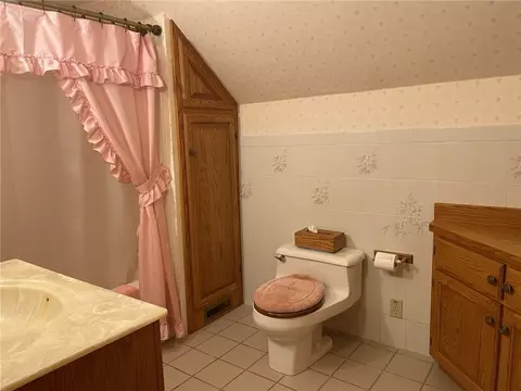 549 Wayne St, Corry, PA 16407 photo 18