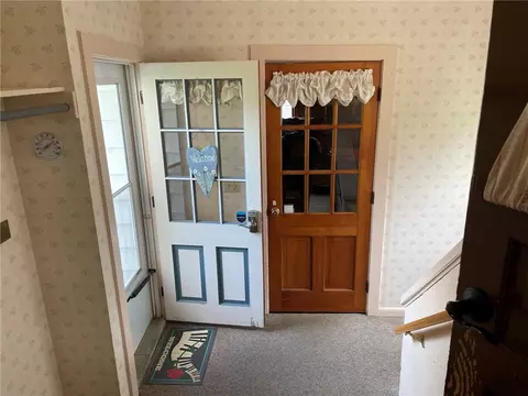 549 Wayne St, Corry, PA 16407 photo 9
