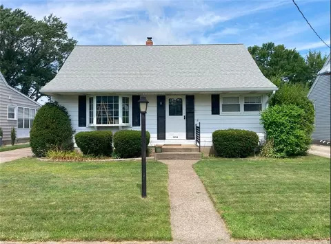 1934 W 37th St, Erie, PA 16508