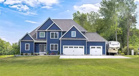 5230 Frazier St, Erie, PA 16510