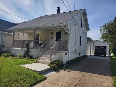 1030 W 36th St, Erie, PA 16508