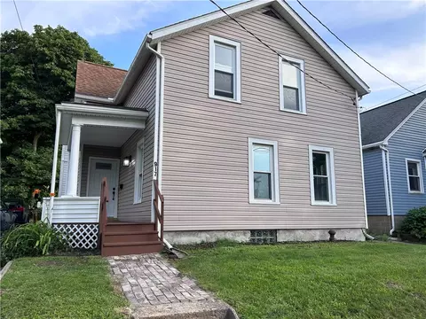 917 W 2nd St, Erie, PA 16507