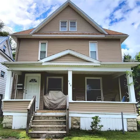 702 W 10th St, Erie, PA 16502