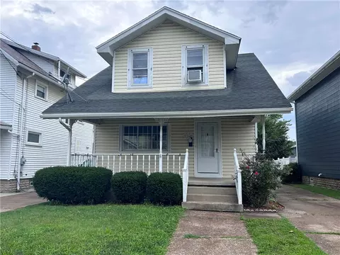 1162 W 30th St, Erie, PA 16508