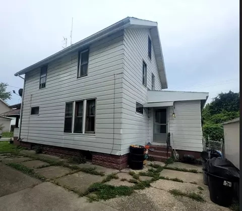 609 Birch Ct, Erie, PA 16503