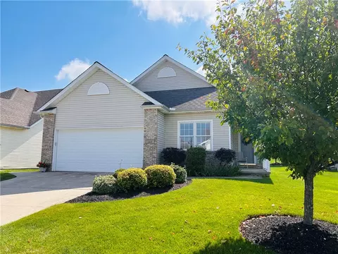 6405 Meadowland Cir #36, Erie, PA 16509