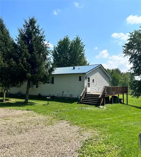 13991 W Cherry Hill Rd, West Springfield, PA 16443