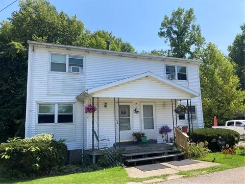 5620 E Lake Rd, Erie, PA 16511