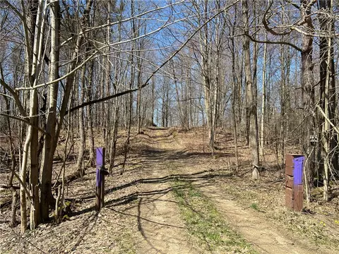 13200 Weeks Valley Rd, Venango Township, PA 16442
