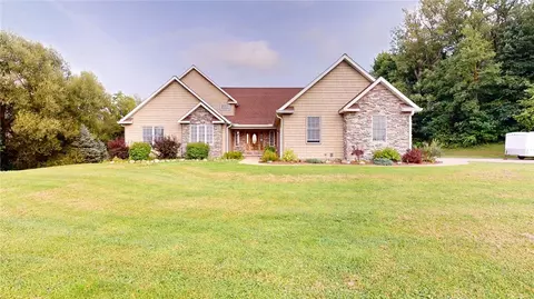 3813 Williams Rd, Erie, PA 16510
