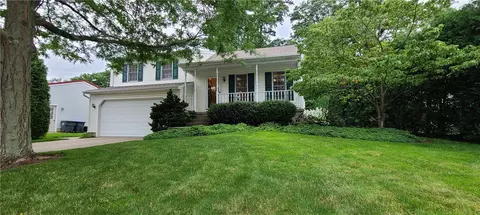 1260 E Arlington Rd, Erie, PA 16504