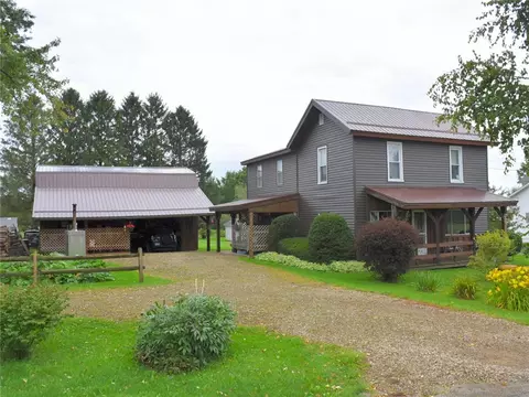 29365 State Hwy 27, Guys Mills, PA 16327