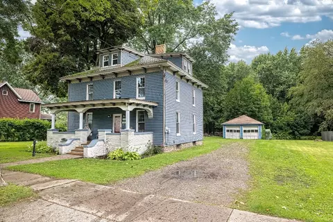10044 Smith St, Lake City, PA 16423