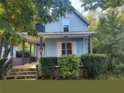 24 W Pearl St, Albion, PA 16401