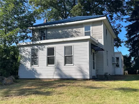 10265 Wattsburg Rd, Waterford, PA 16441