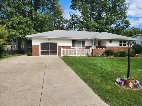 4416 Emmett Dr, Erie, PA 16511