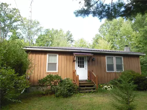 9237 Straw Dr, Espyville, PA 16424