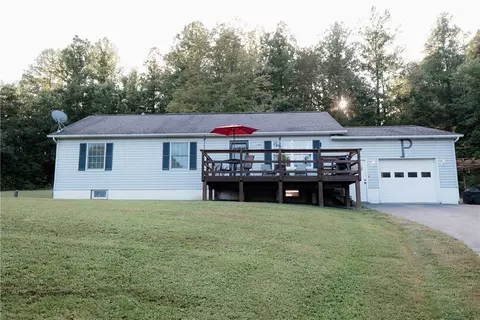 24327 Maple Grove Rd, Union City, PA 16438