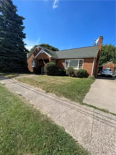 312 E 38th St, Erie, PA 16504
