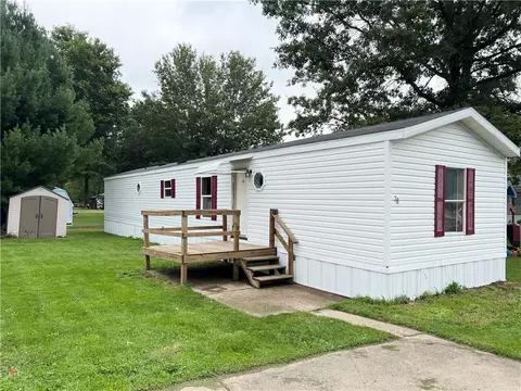 11682 Route 97 N #78, Waterford, PA 16441