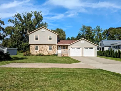 1317 Villa Sites Ave, Harborcreek, PA 16421