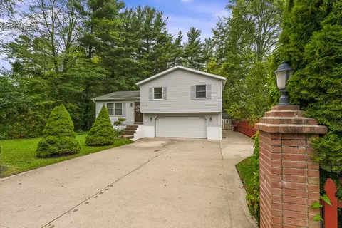 5440 Swanville Rd, Erie, PA 16506