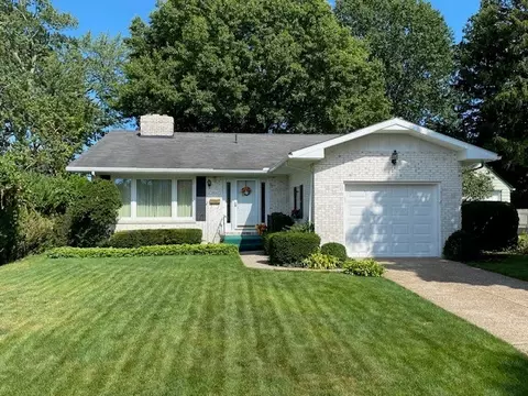 3847 Eliot Rd, Erie, PA 16508