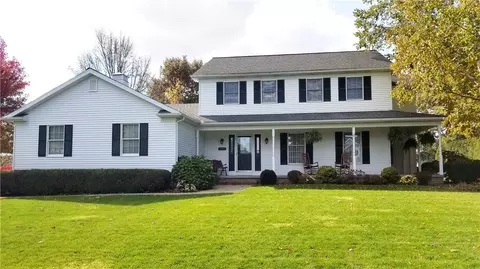 5948 Cobblestone Dr, Erie, PA 16509